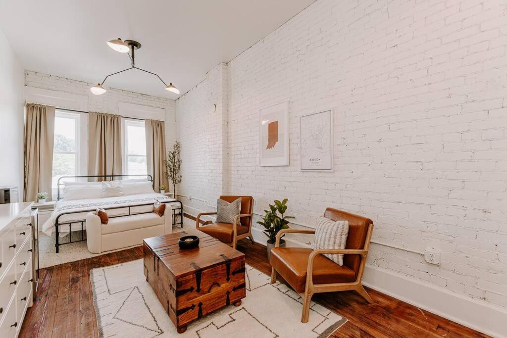 מדיסון East Main Lofts - Farmhouse 204 מראה חיצוני תמונה