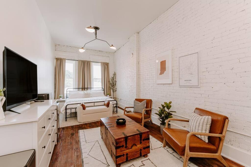 מדיסון East Main Lofts - Farmhouse 204 מראה חיצוני תמונה